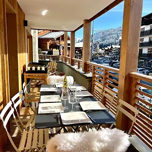 Appartement De Standing Plein Centre Station, 50m Des Pistes, Les Gets
